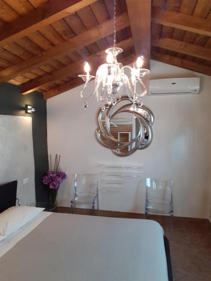 Vicolo Del Nido B&B Paderno Franciacorta Exteriör bild