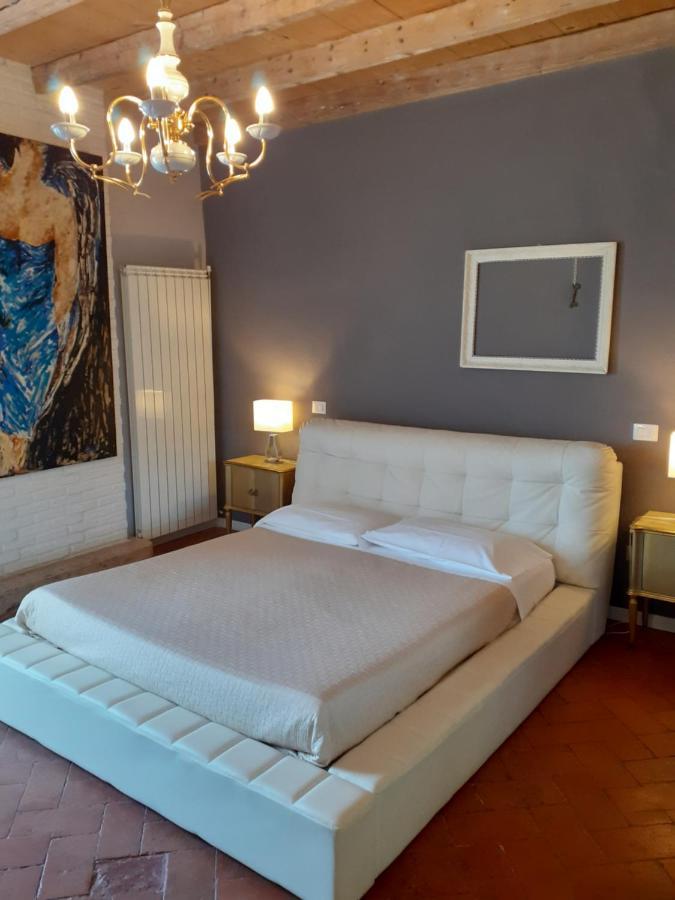 Vicolo Del Nido B&B Paderno Franciacorta Exteriör bild